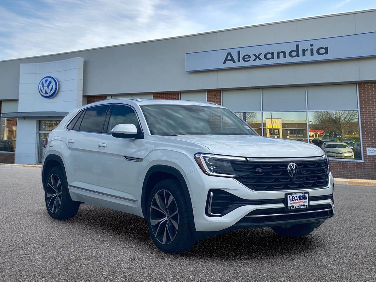 Used 2026 Volkswagen Atlas Cross Sport SEL Premium R-Line AWD/4WD image 1