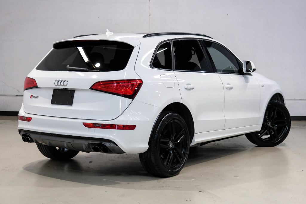 Used 2016 Audi SQ5 Premium Plus w/ Technology Package AWD/4WD image 11