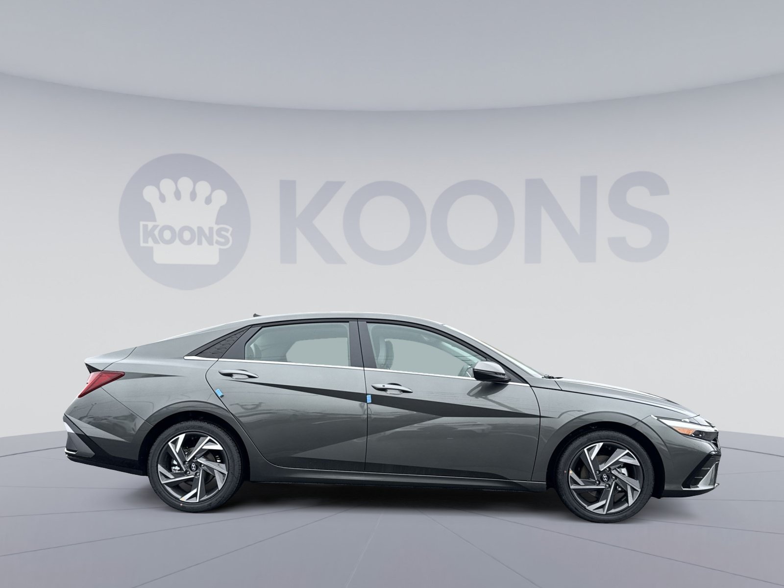New 2026 Hyundai Elantra Limited FWD image 8