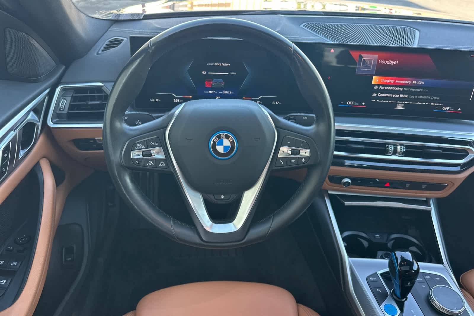 Used 2022 BMW i4 eDrive40 RWD image 15