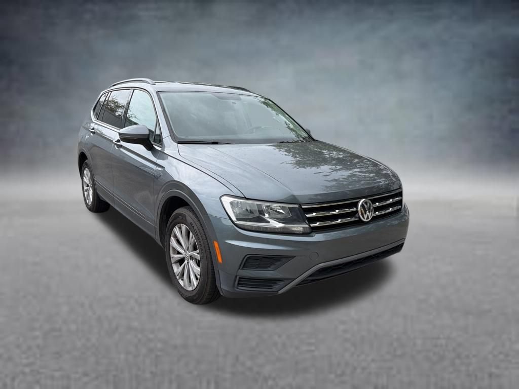 Used 2019 Volkswagen Tiguan S w/ Driver Assistance Package FWD image 2