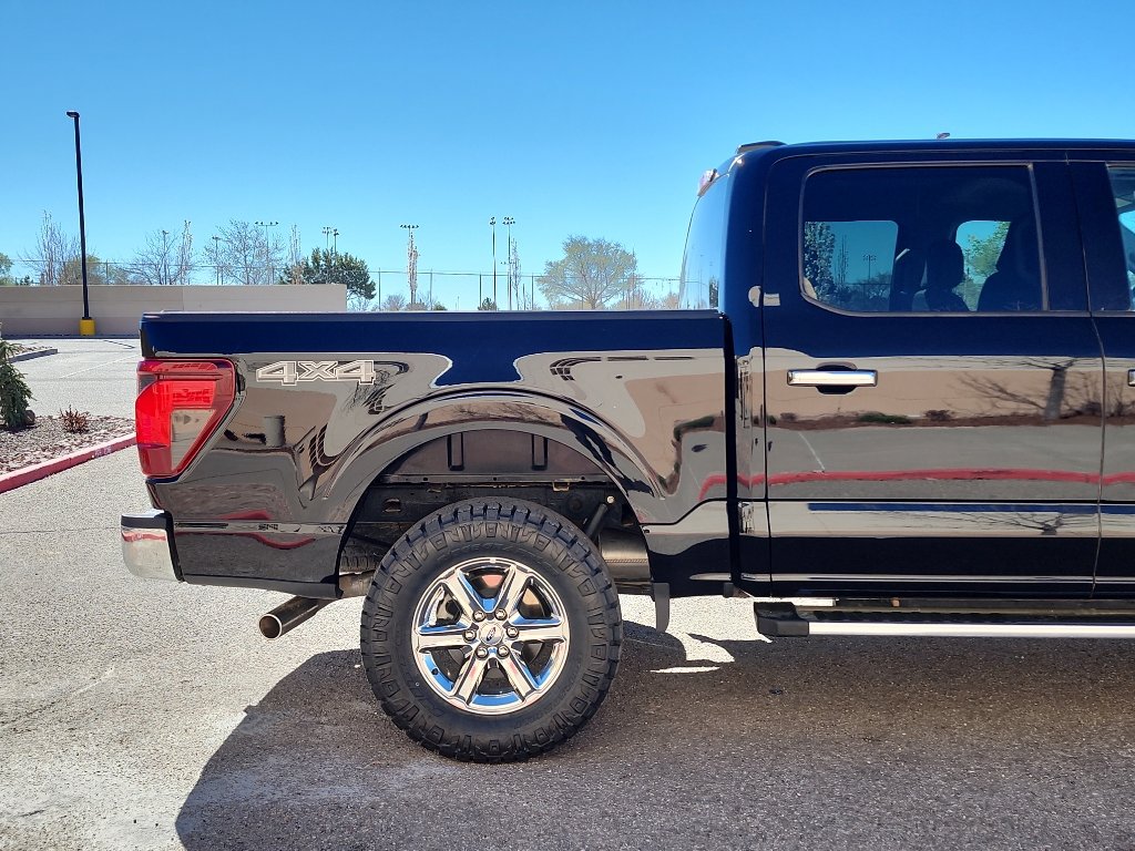 Used 2025 Ford F150 XLT w/ Equipment Group 301A Standard AWD/4WD image 5