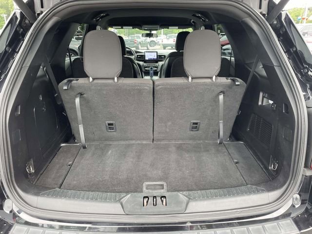 Used 2020 Ford Explorer XLT RWD image 9