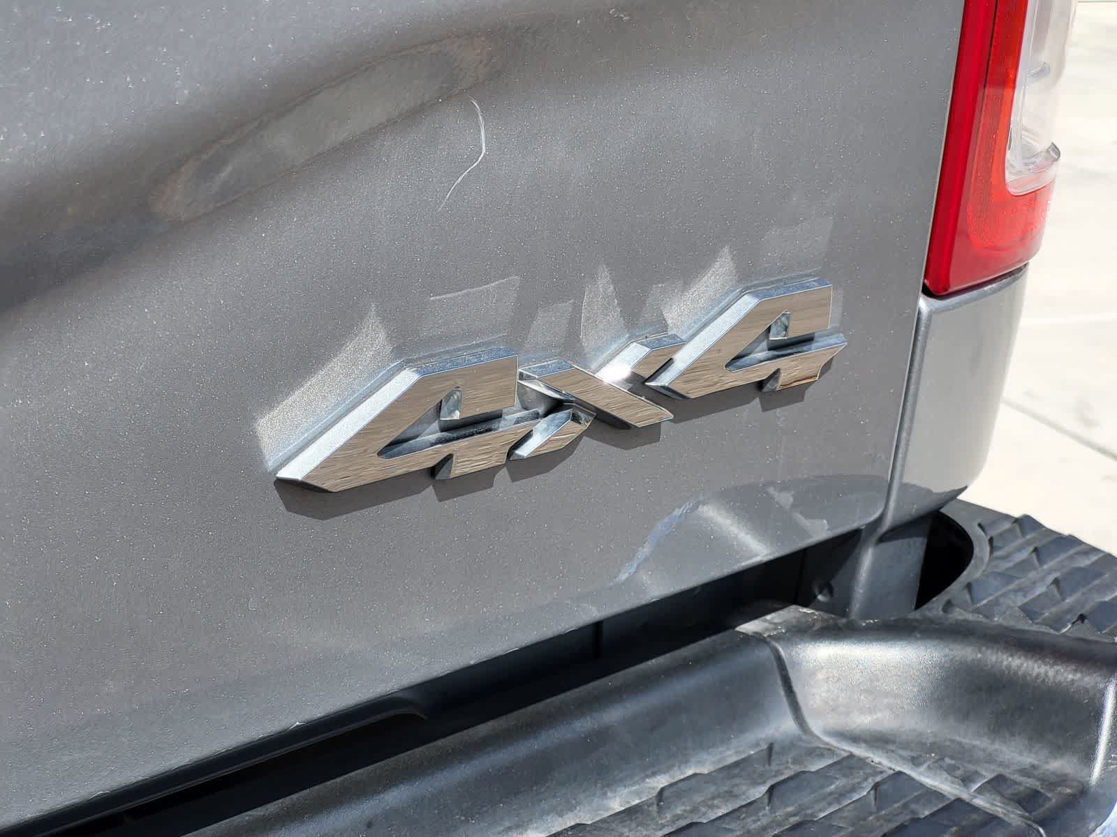 Used 2024 RAM 2500 Tradesman w/ Chrome Appearance Group AWD/4WD image 32
