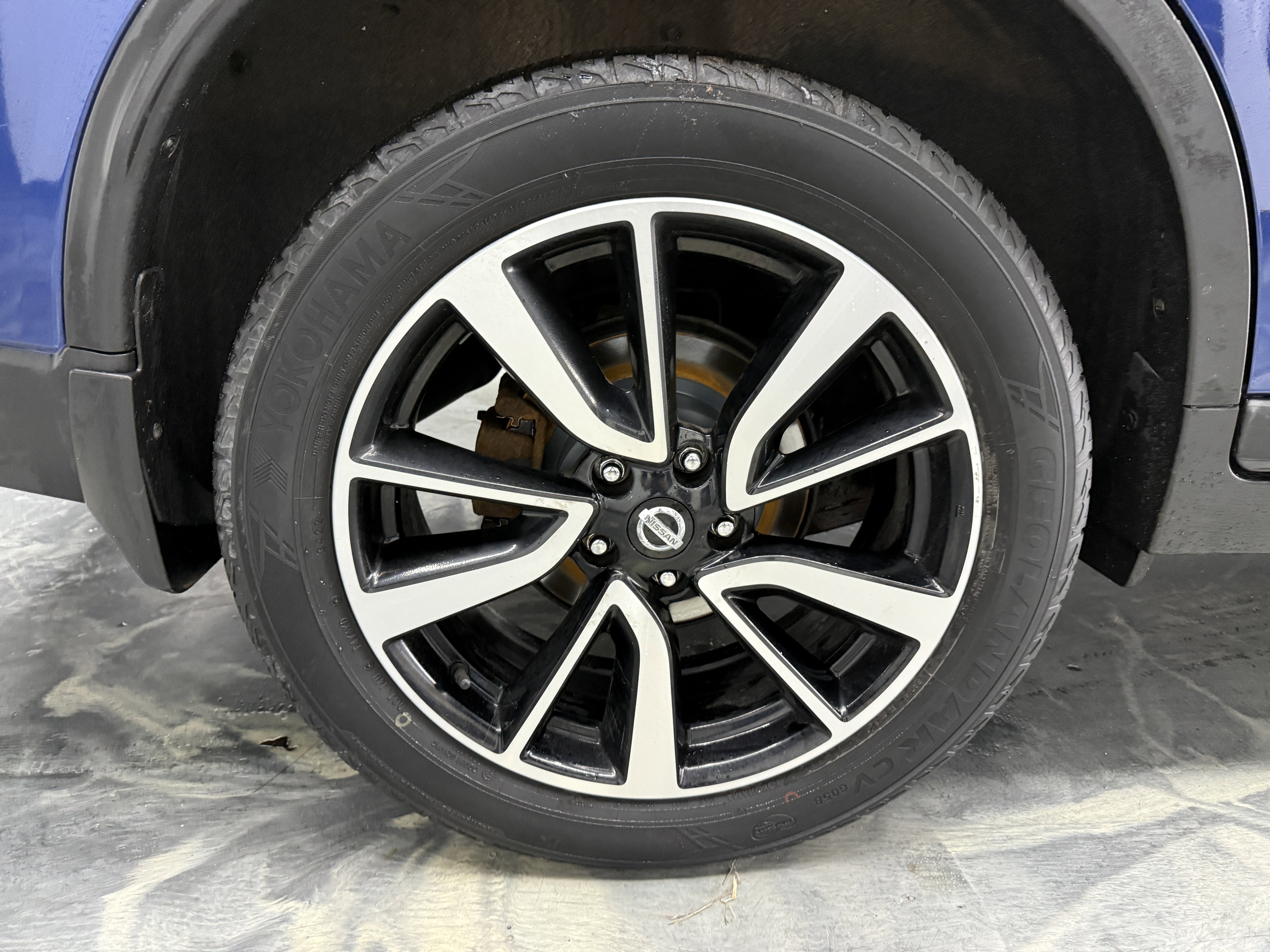 Used 2017 Nissan Rogue AWD image 31