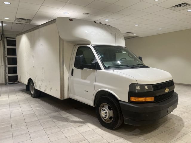 Used 2019 Chevrolet Express 3500 w/ Power Convenience Package RWD image 7
