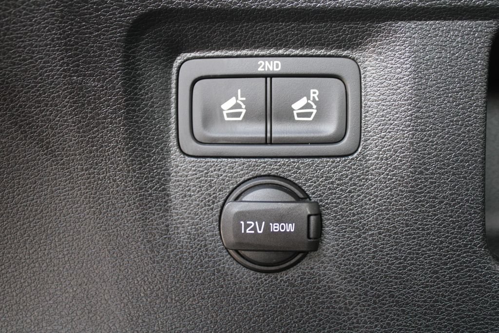 Certified 2024 Kia Telluride EX w/ EX Captain's Chair Package FWD image 11
