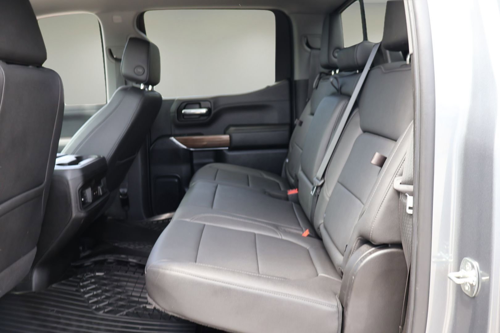 Used 2021 Chevrolet Silverado 1500 LT Trail Boss w/ Convenience Package II AWD/4WD image 12