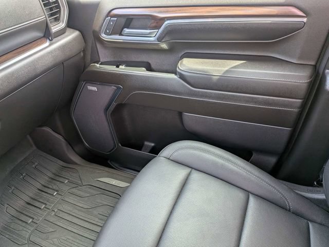 Used 2024 GMC Sierra 2500 SLT w/ SLT Premium Package AWD/4WD image 19