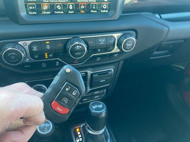 Used 2021 Jeep Wrangler Unlimited Sahara image 10