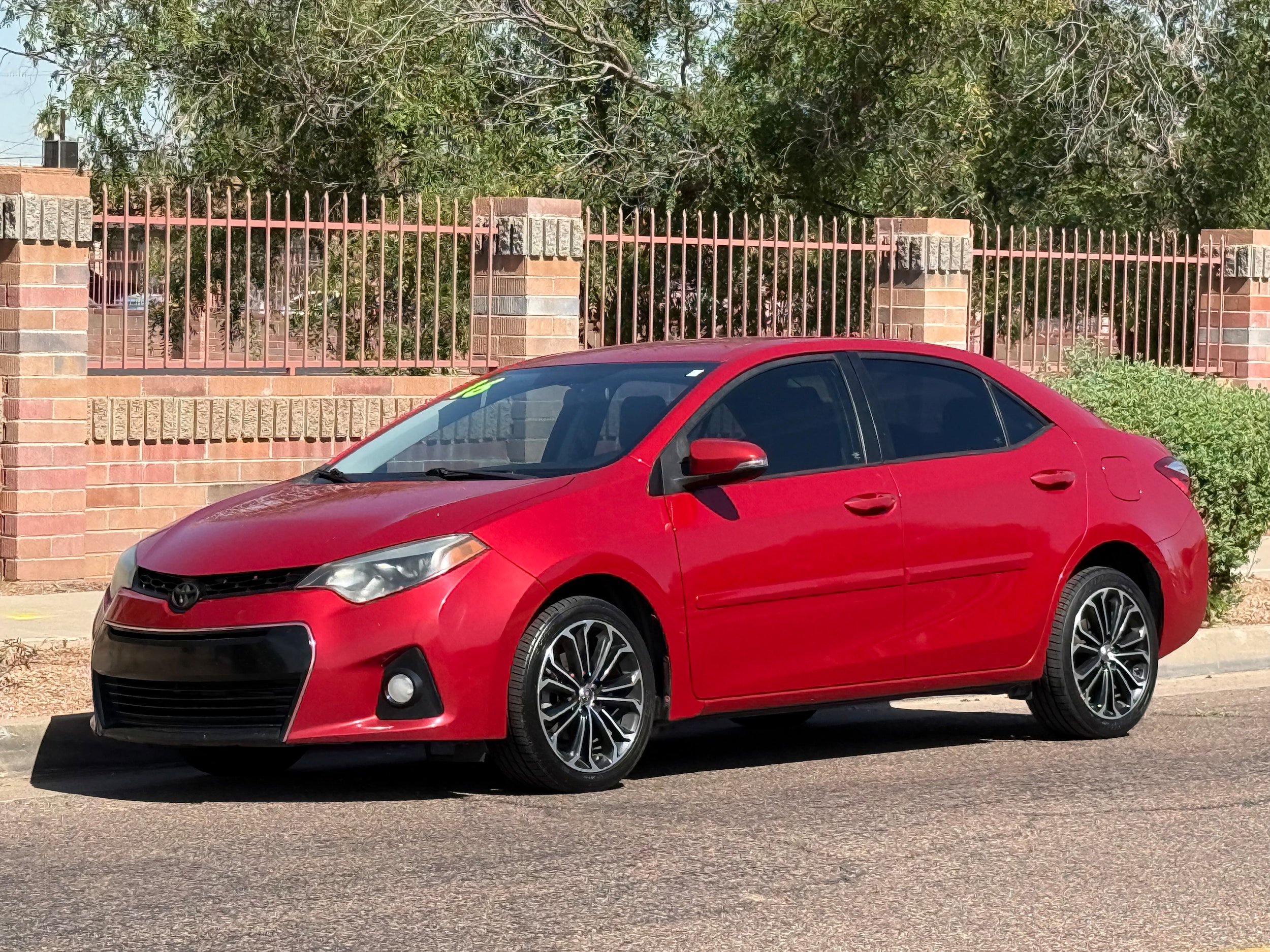 Used 2016 Toyota Corolla S FWD image 1