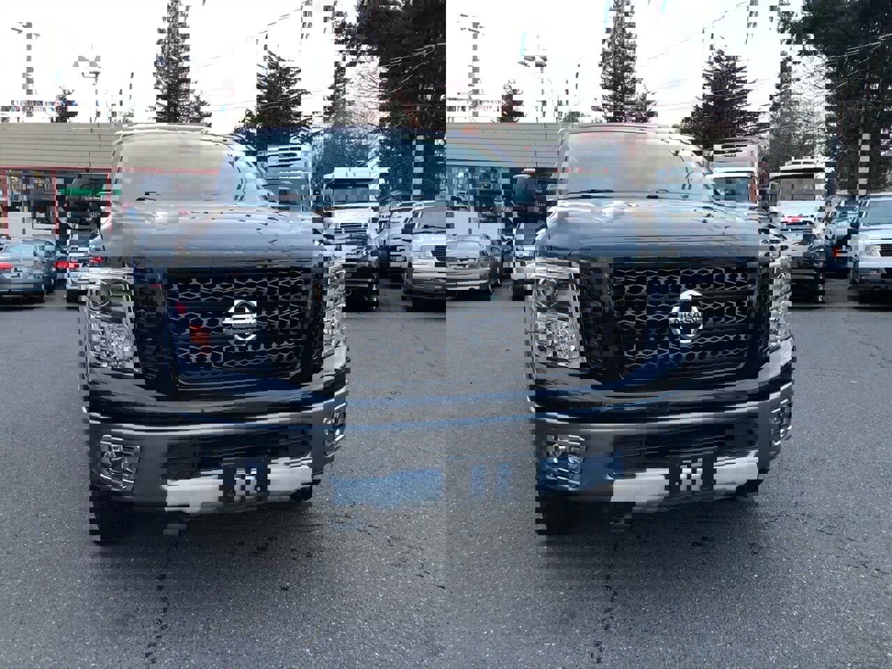 Used 2017 Nissan Titan PRO-4X image 6