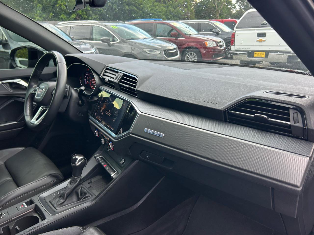 Used 2023 Audi Q3 2.0T Premium Plus w/ Premium Plus Package AWD/4WD image 8