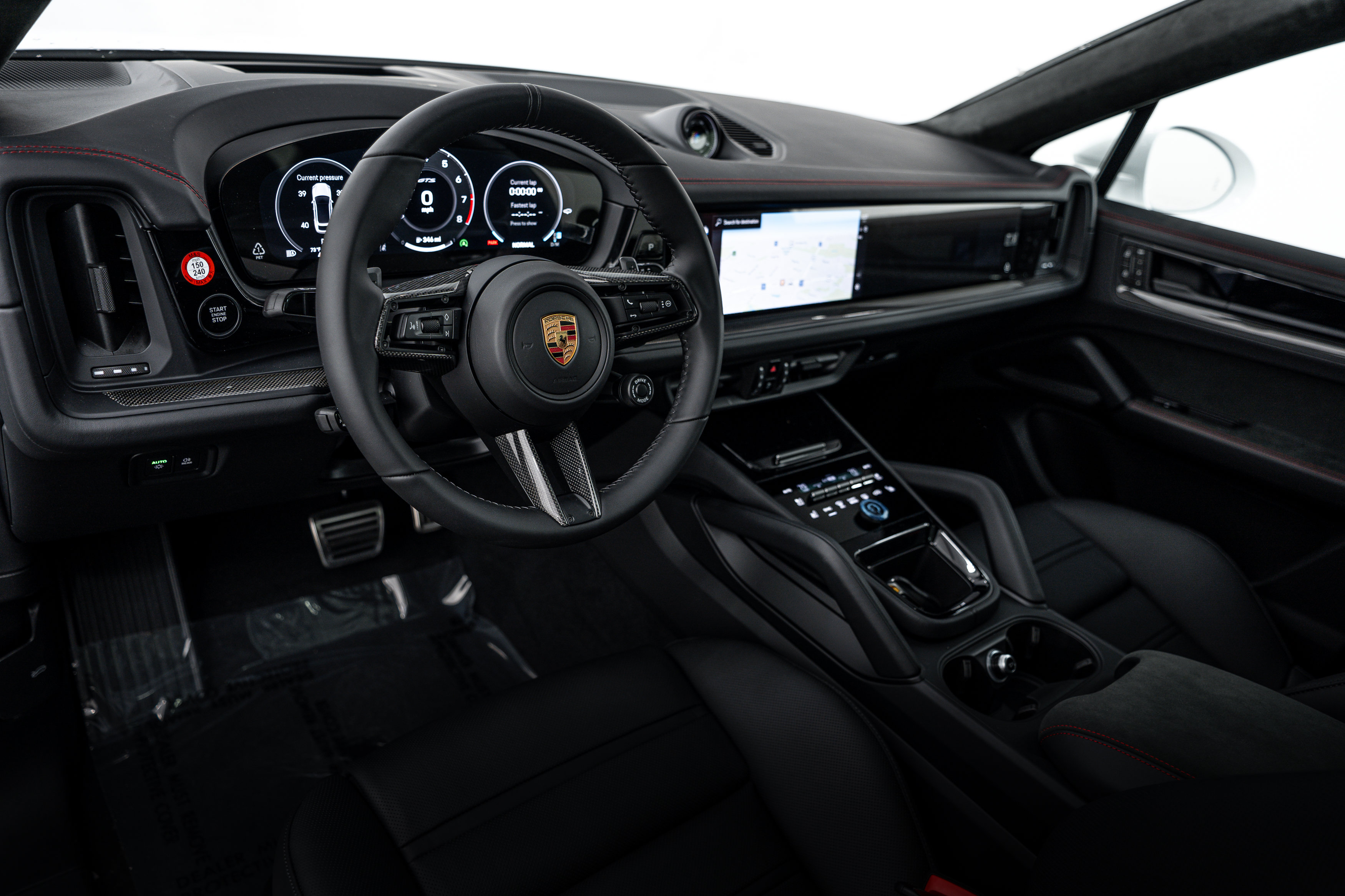 New 2026 Porsche Cayenne GTS AWD/4WD image 13