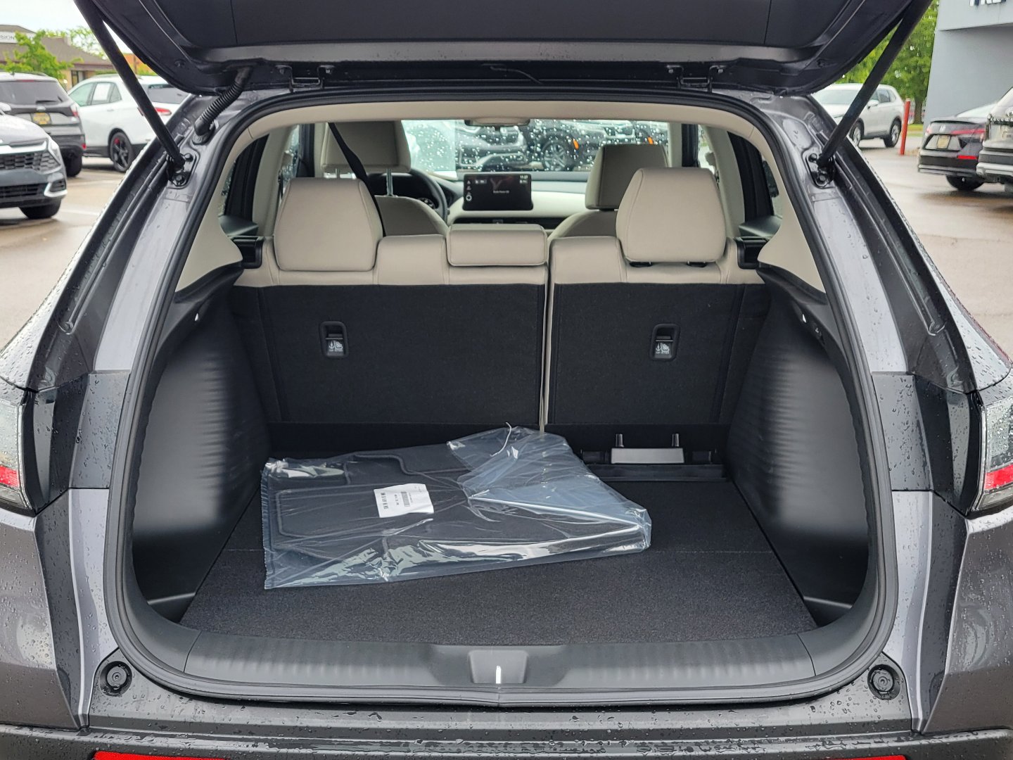Certified 2026 Honda HR-V LX image 8