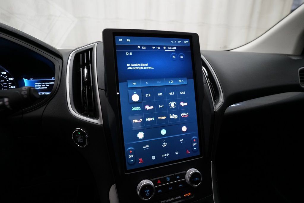 Used 2023 Ford Edge SEL w/ Convenience Package image 6