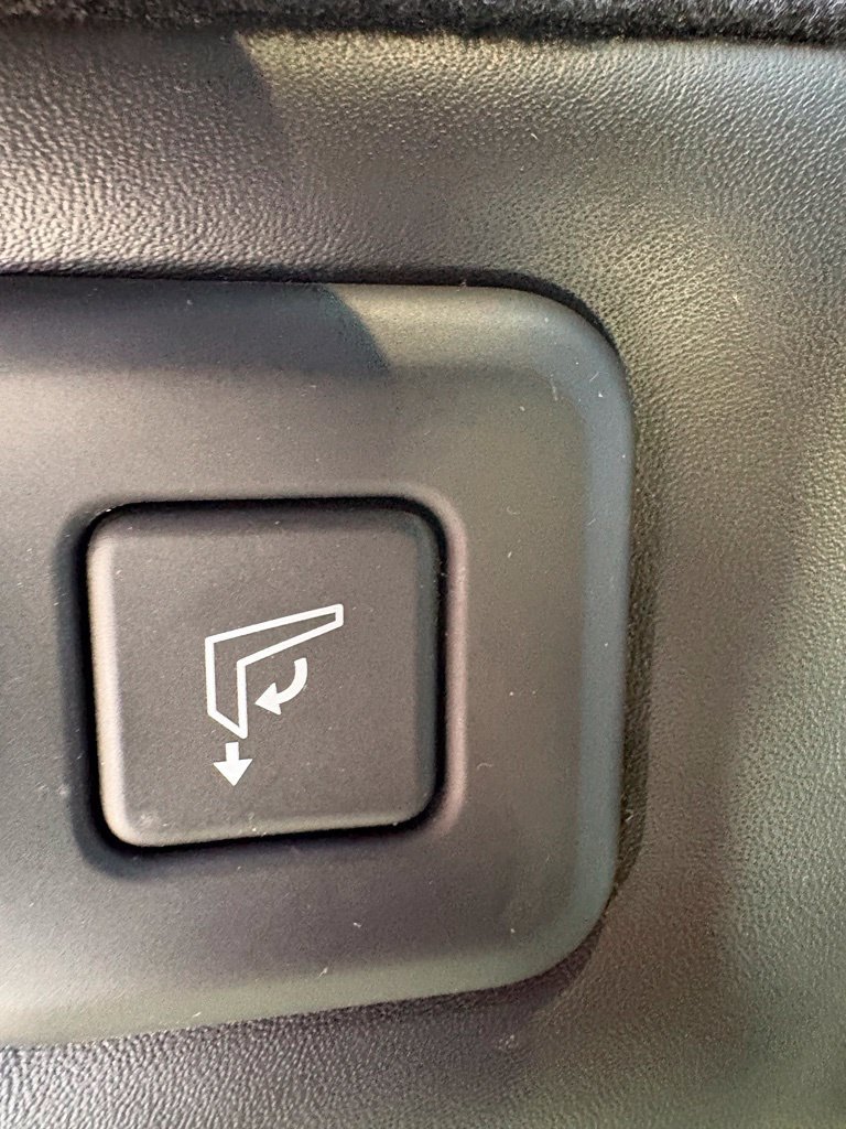 Used 2024 Hyundai Santa Fe Calligraphy FWD image 19