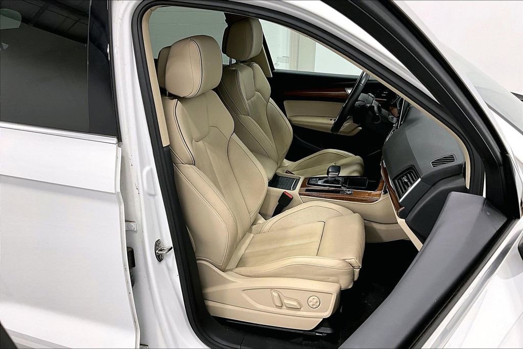 Used 2021 Audi Q5 2.0T Premium Plus w/ Premium Plus Package image 10