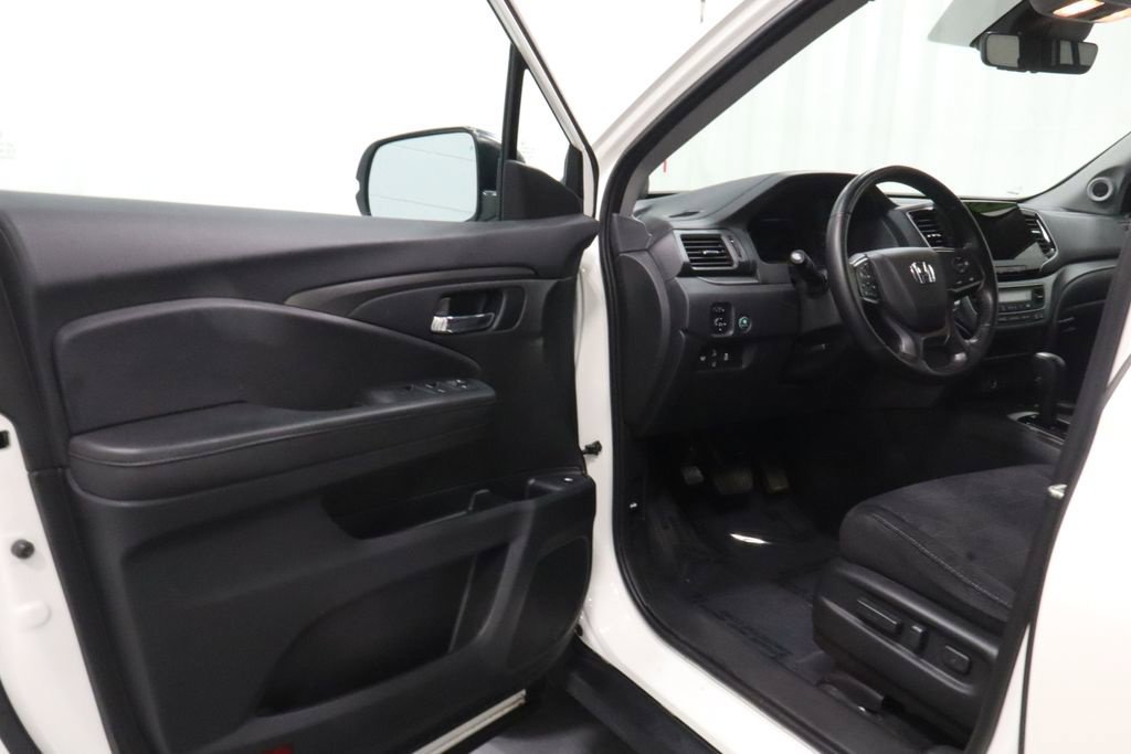 Used 2019 Honda Pilot EX image 8