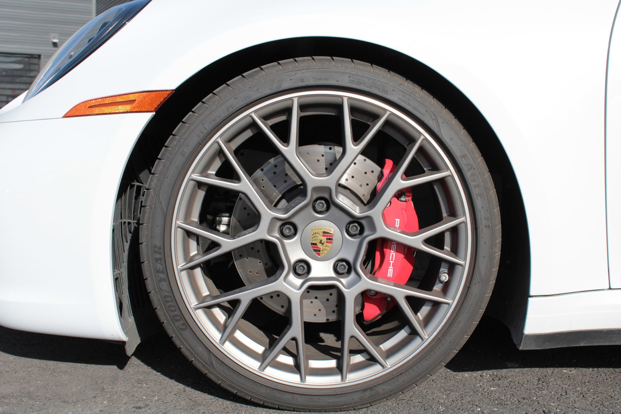 Used 2020 Porsche 911 Carrera 4S image 25