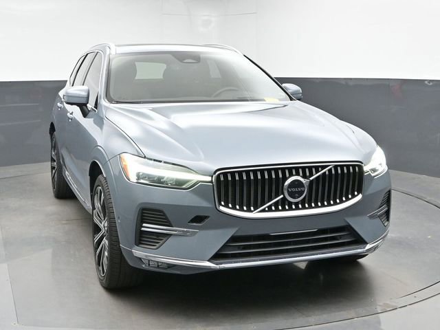 Used 2023 Volvo XC60 B5 Ultimate w/ Protection Package Premier AWD/4WD image 2