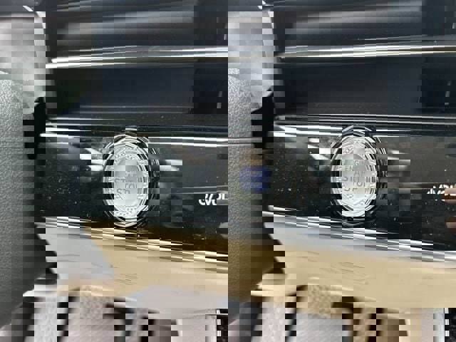 Used 2026 Genesis GV70 2.5T Select image 34