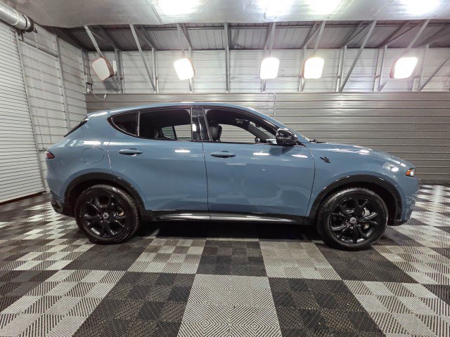 Used 2024 Dodge Hornet R/T Plus w/ Tech Pack Plus w/o Parking image 9