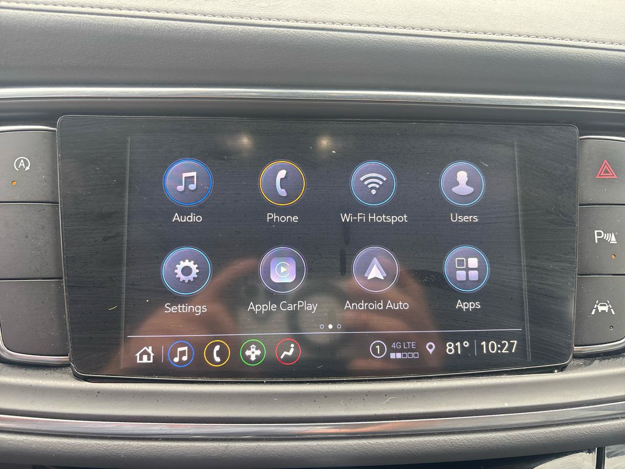 Used 2023 Buick Enclave Essence FWD image 12