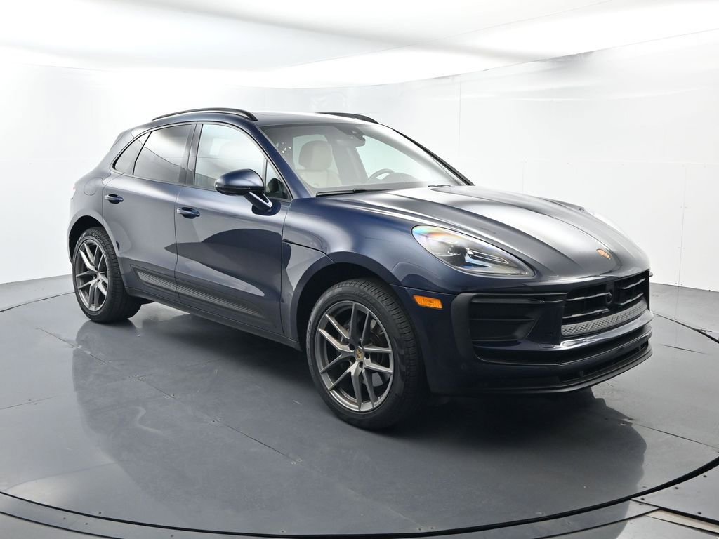 Certified 2023 Porsche Macan Turbo AWD/4WD image 17