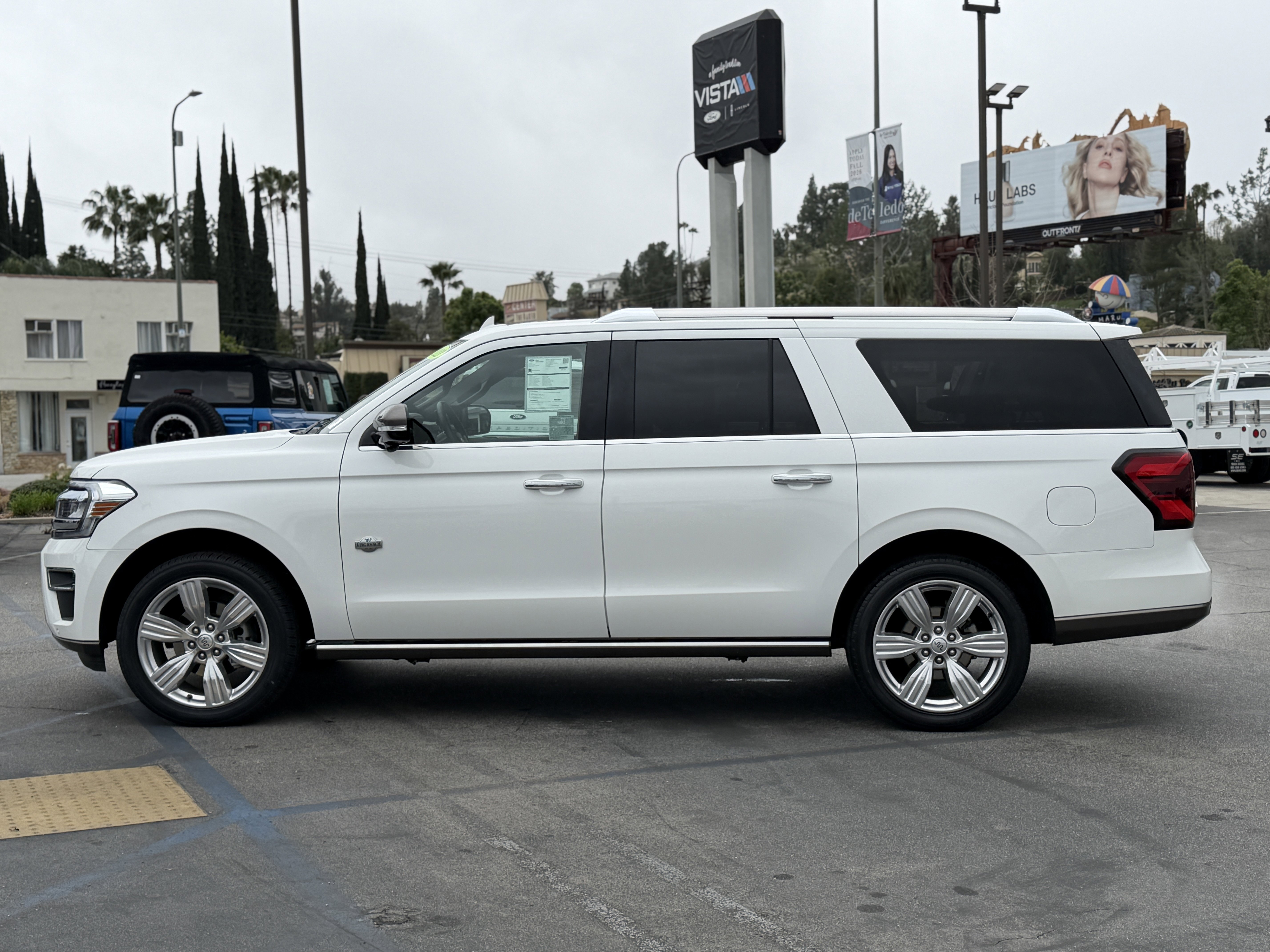 Certified 2023 Ford Expedition Max King Ranch image 4