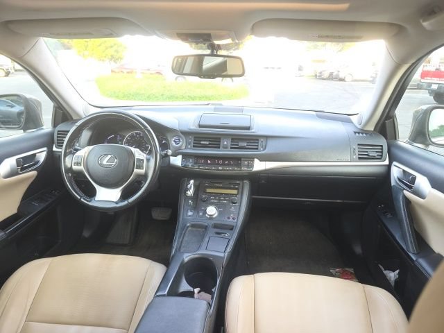 Used 2012 Lexus CT 200h Premium w/ Premium Audio Pkg FWD image 10