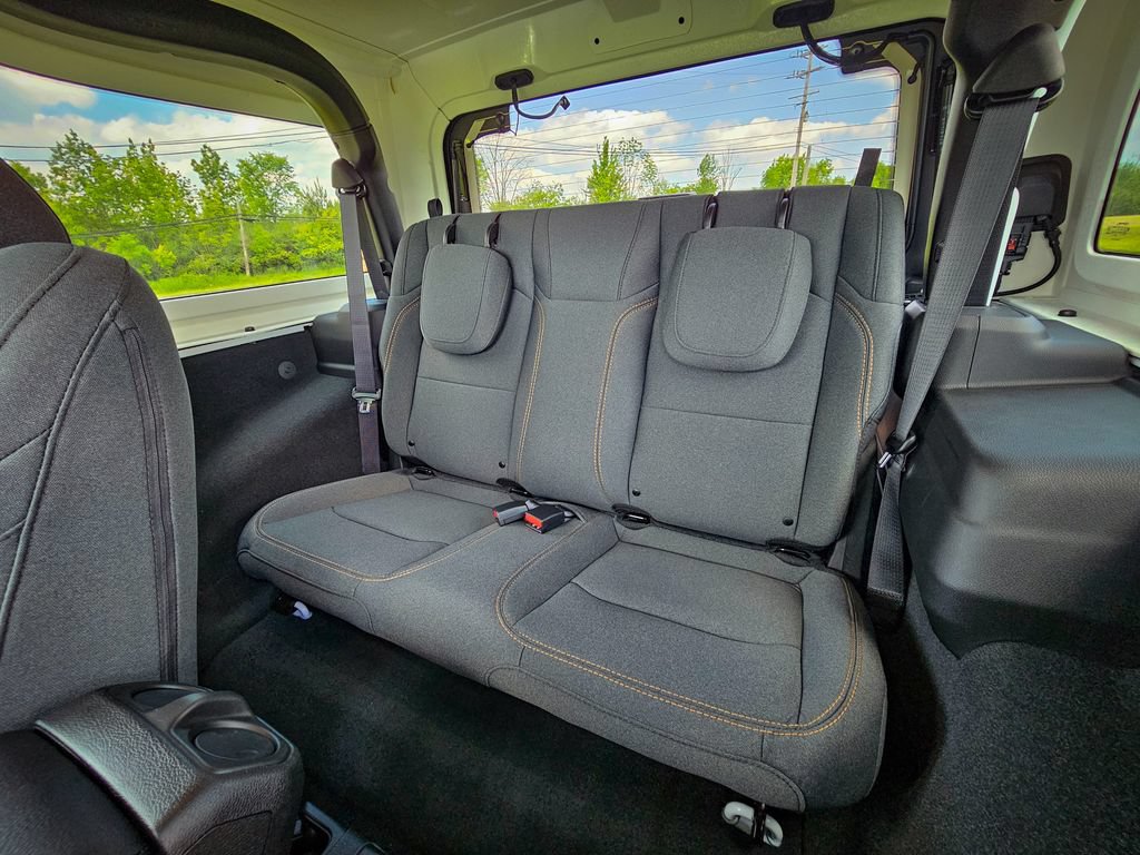 New 2026 Jeep Wrangler Sport AWD/4WD image 25