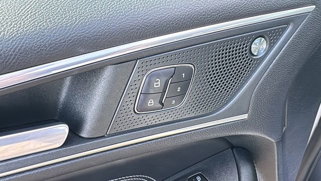 Certified 2022 Ford Edge Titanium w/ Class II Trailer Tow Package AWD/4WD image 11