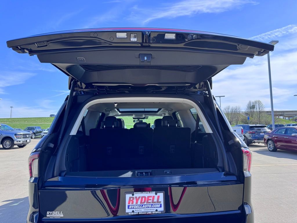 New 2026 Lincoln Navigator L Reserve AWD/4WD image 15