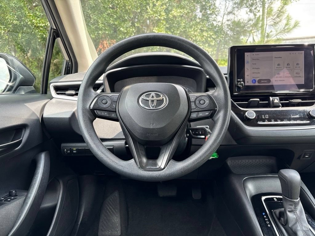 Used 2024 Toyota Corolla LE FWD image 24