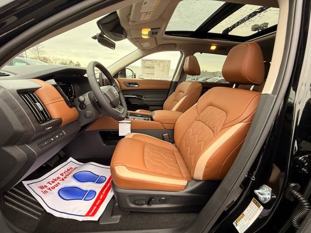 New 2026 Nissan Pathfinder Platinum image 12