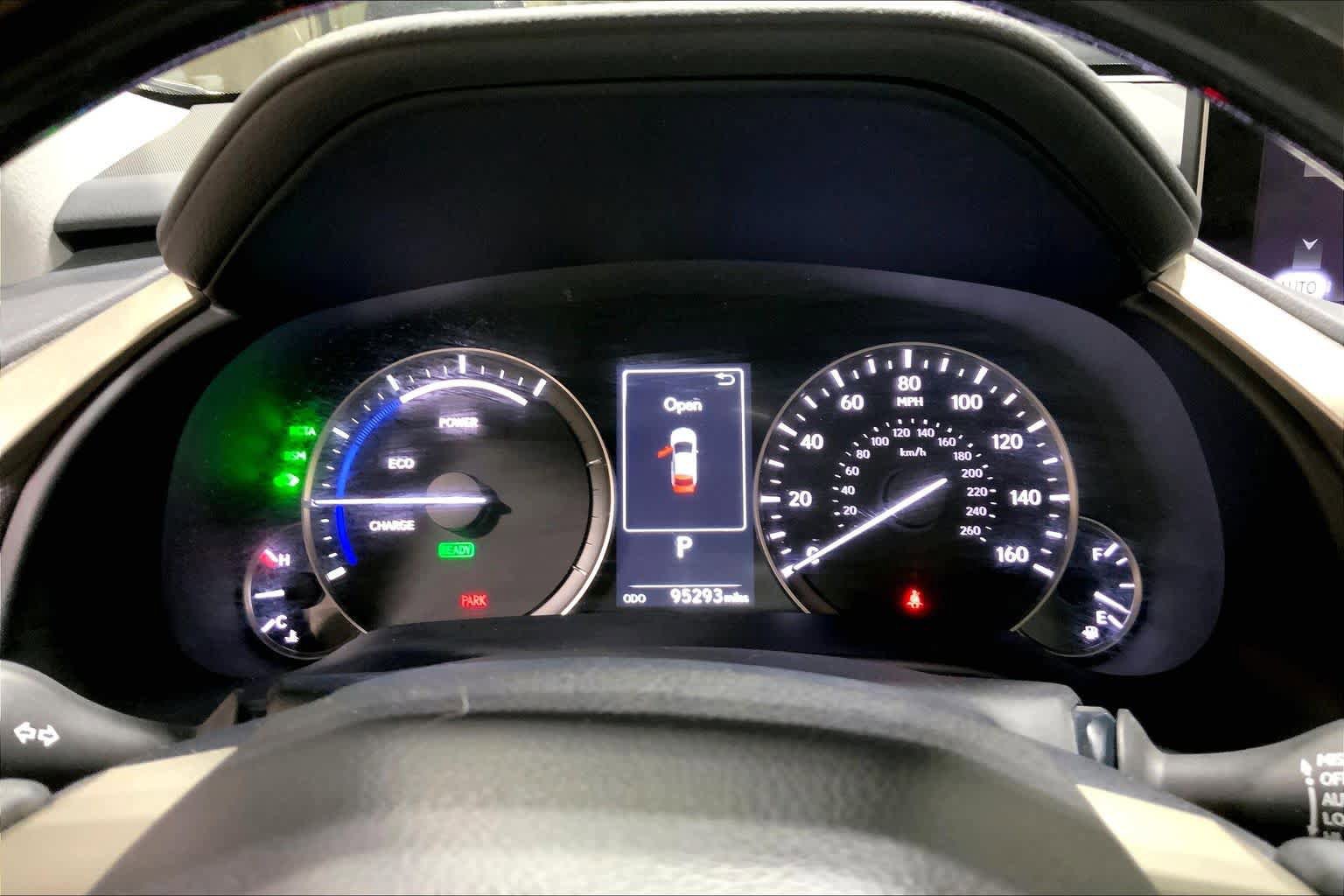 Used 2017 Lexus RX 450h AWD w/ Luxury Package image 26