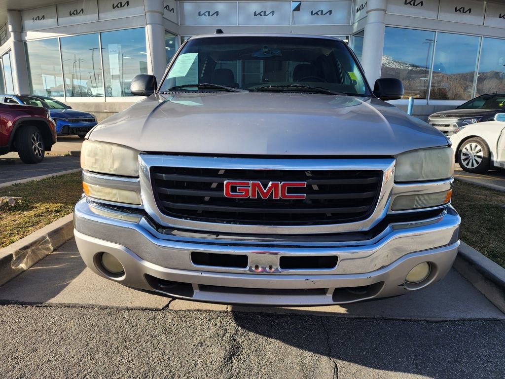 Used 2005 GMC Sierra 1500 SLE w/ Light Duty Power Package image 2