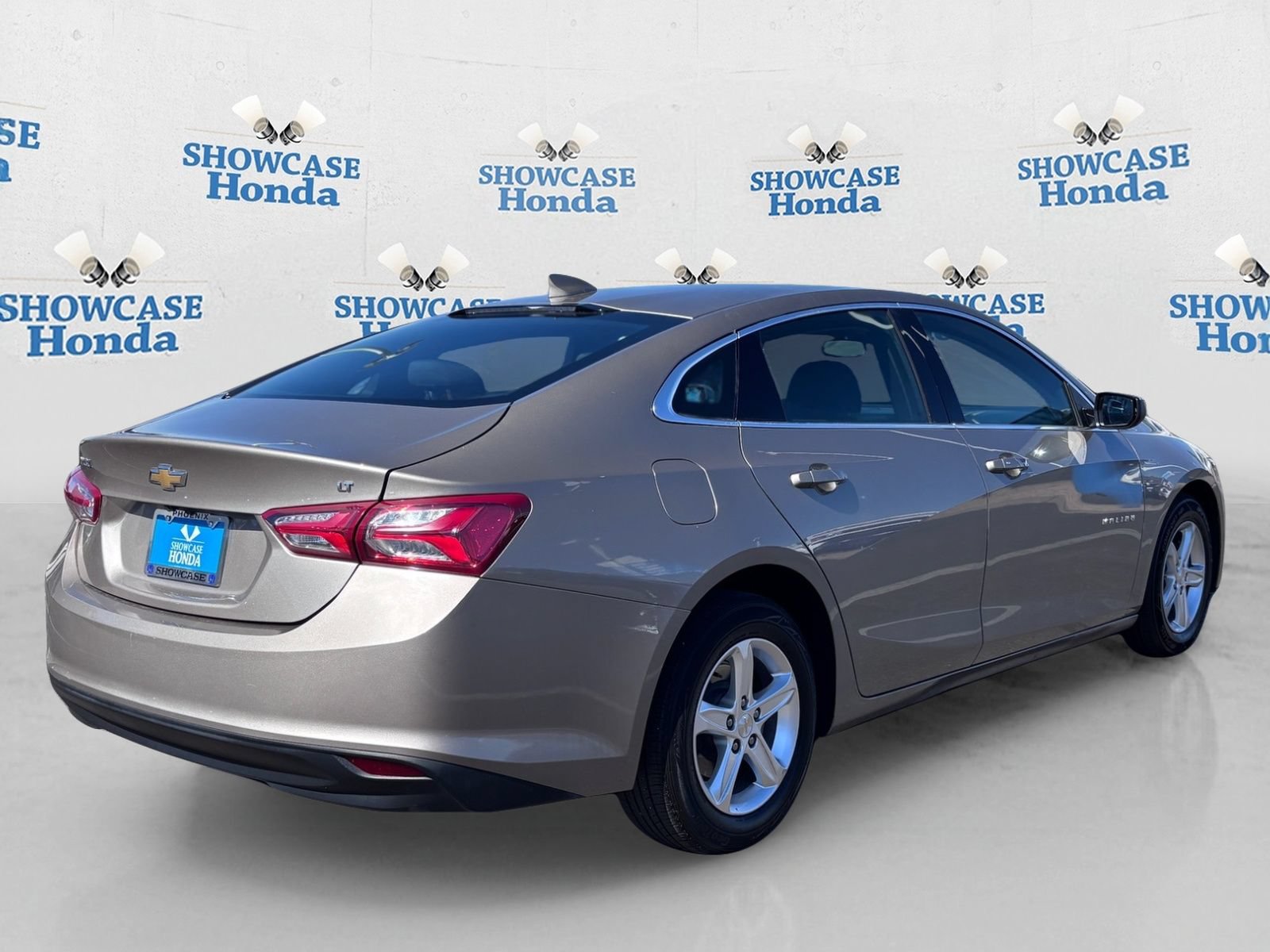 Used 2022 Chevrolet Malibu LT FWD image 9