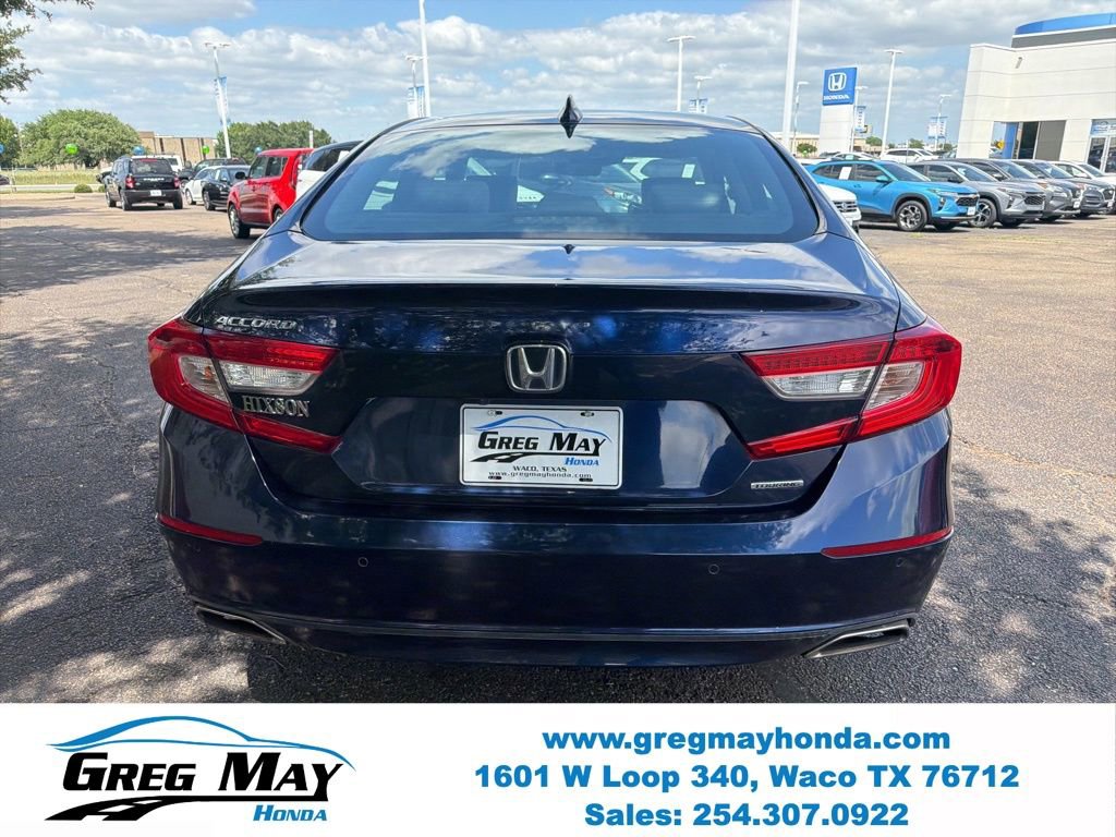 Used 2018 Honda Accord Touring image 4
