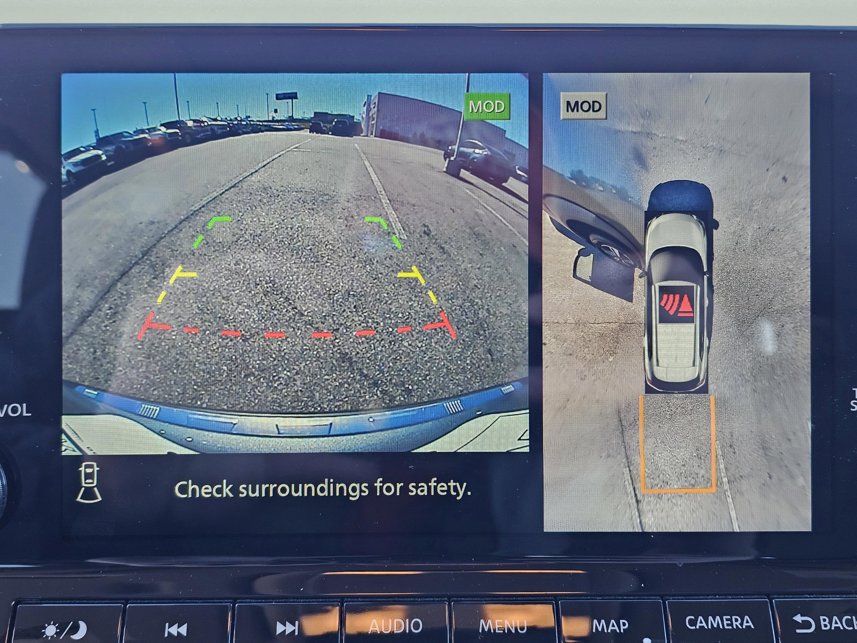 Used 2023 Nissan Rogue SL w/ SL Premium Package image 30