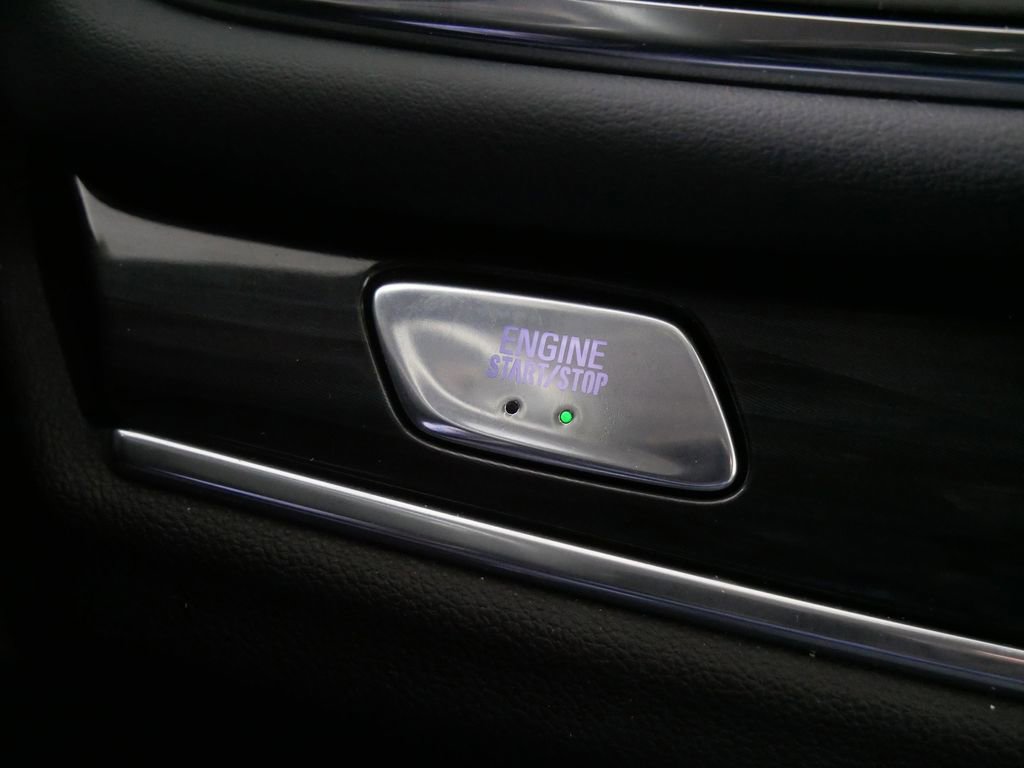 Used 2021 Buick Enclave Essence image 23