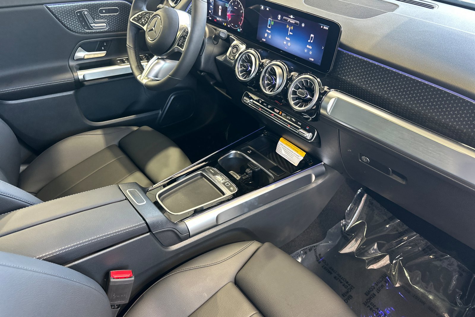 New 2025 Mercedes-Benz GLB 250 250 image 16