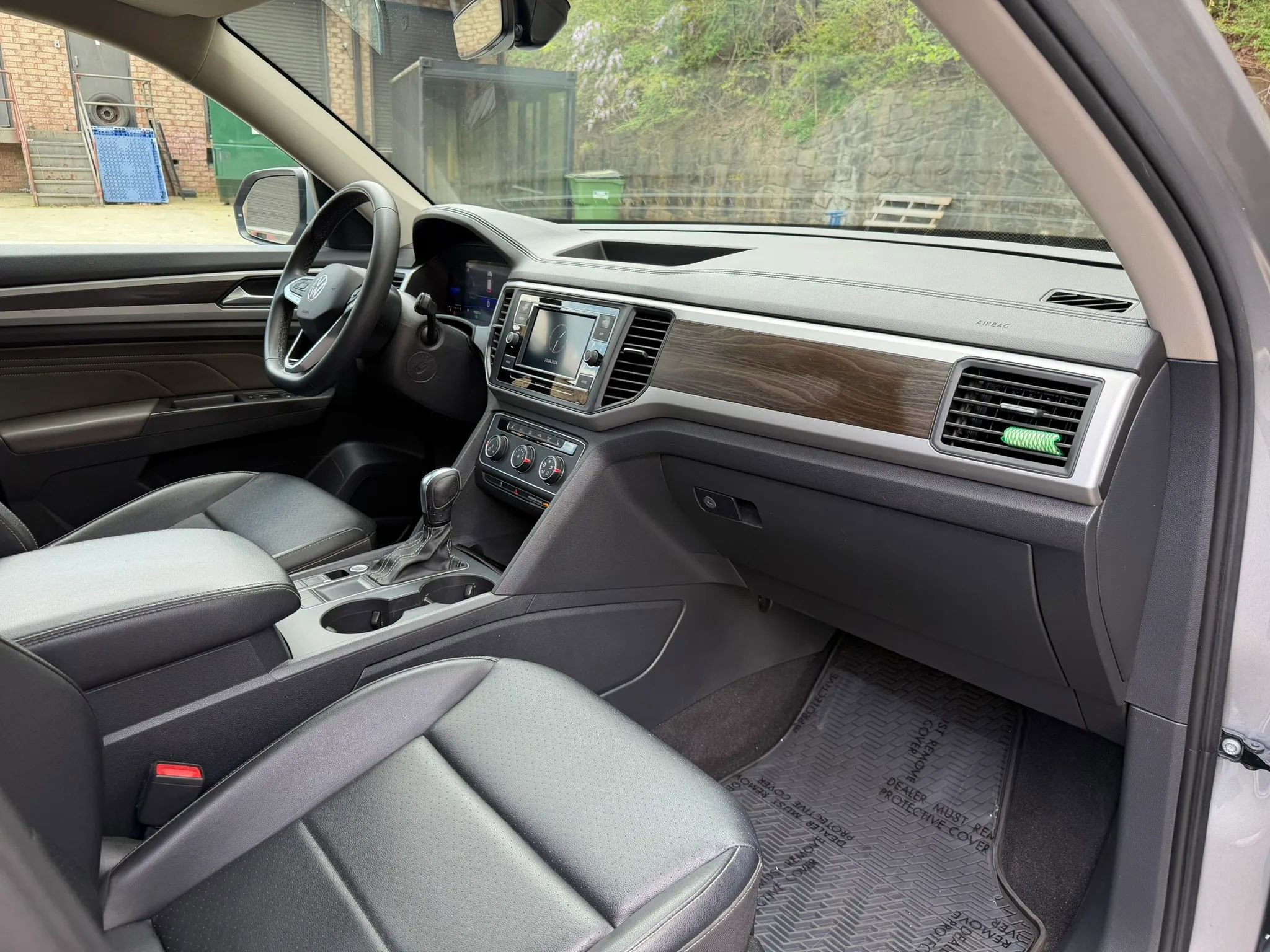Used 2022 Volkswagen Atlas SE FWD image 29