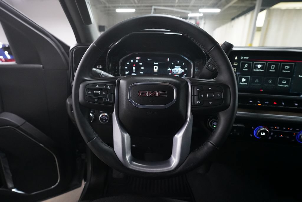 Used 2025 GMC Sierra 1500 Elevation AWD/4WD image 4