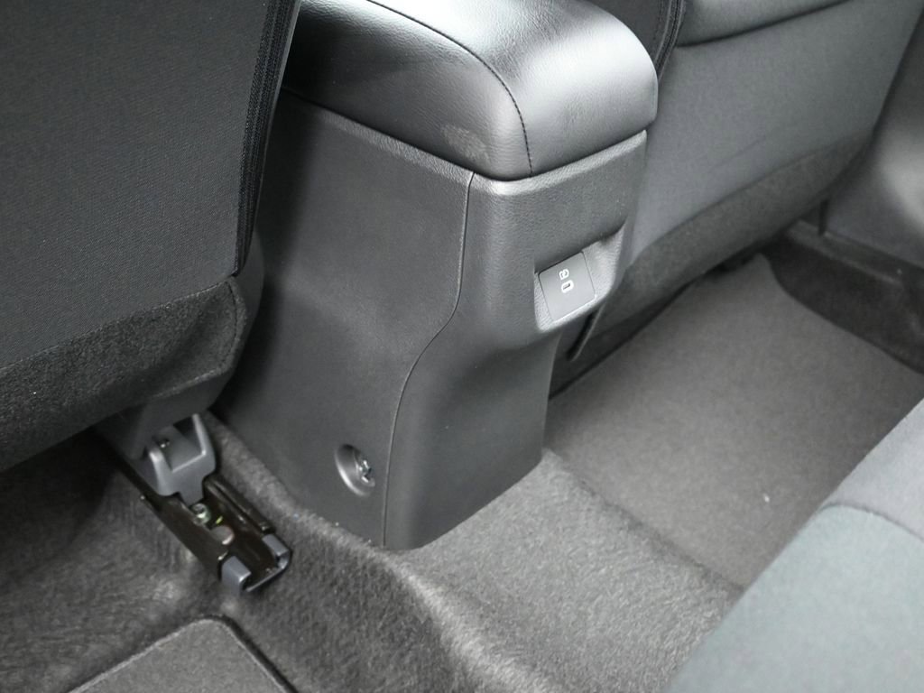 New 2025 Nissan Versa SV w/ Trunk Package FWD image 25