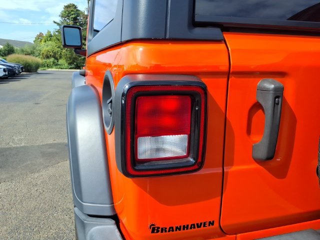 Certified 2023 Jeep Wrangler Sport AWD/4WD image 12