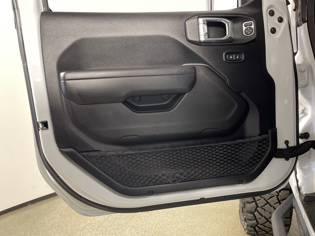 Used 2021 Jeep Wrangler Unlimited Sport image 19