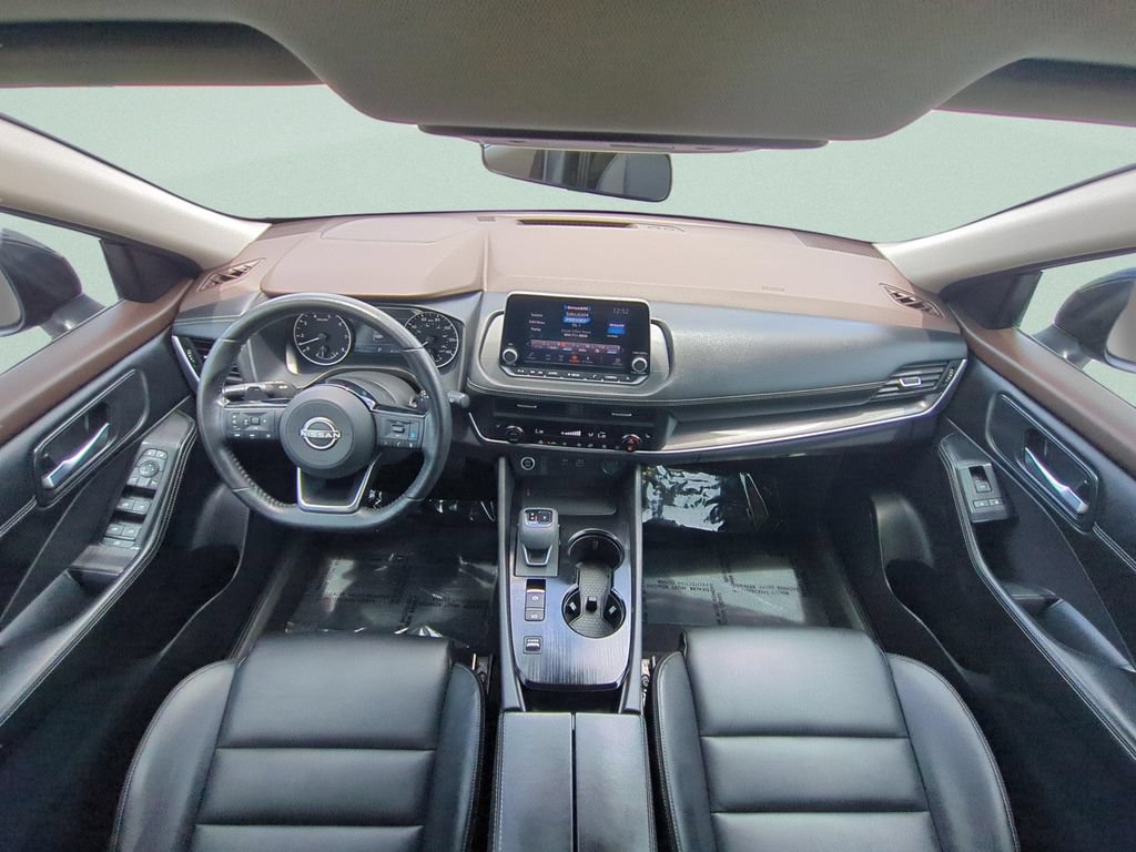 Certified 2023 Nissan Rogue SV w/ SV Premium B Package FWD image 11