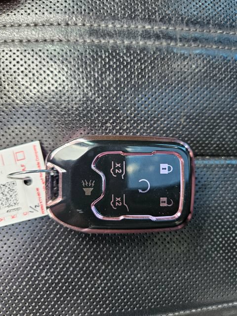 Used 2019 GMC Yukon Denali w/ Enhanced Security Package RWD image 31